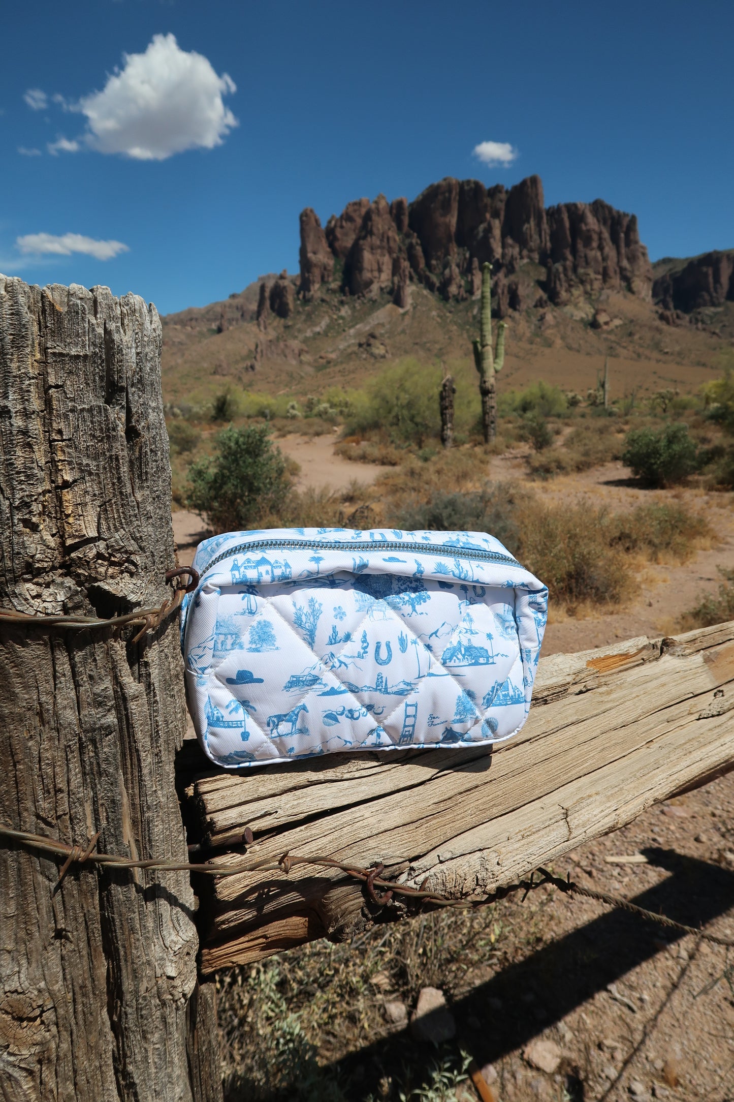 Toile Cosmetic Travel Bag